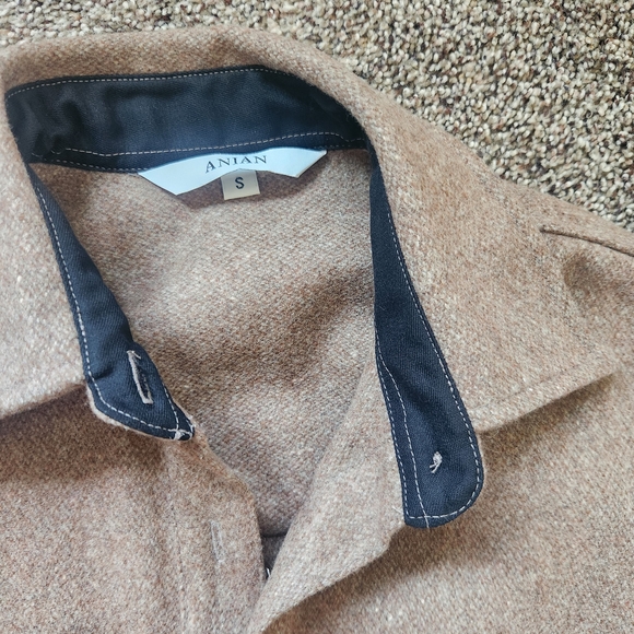 Women's Tan Shirt Jacket - Picture 4 of 5